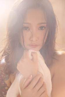 艳妇厨房偷欢激情